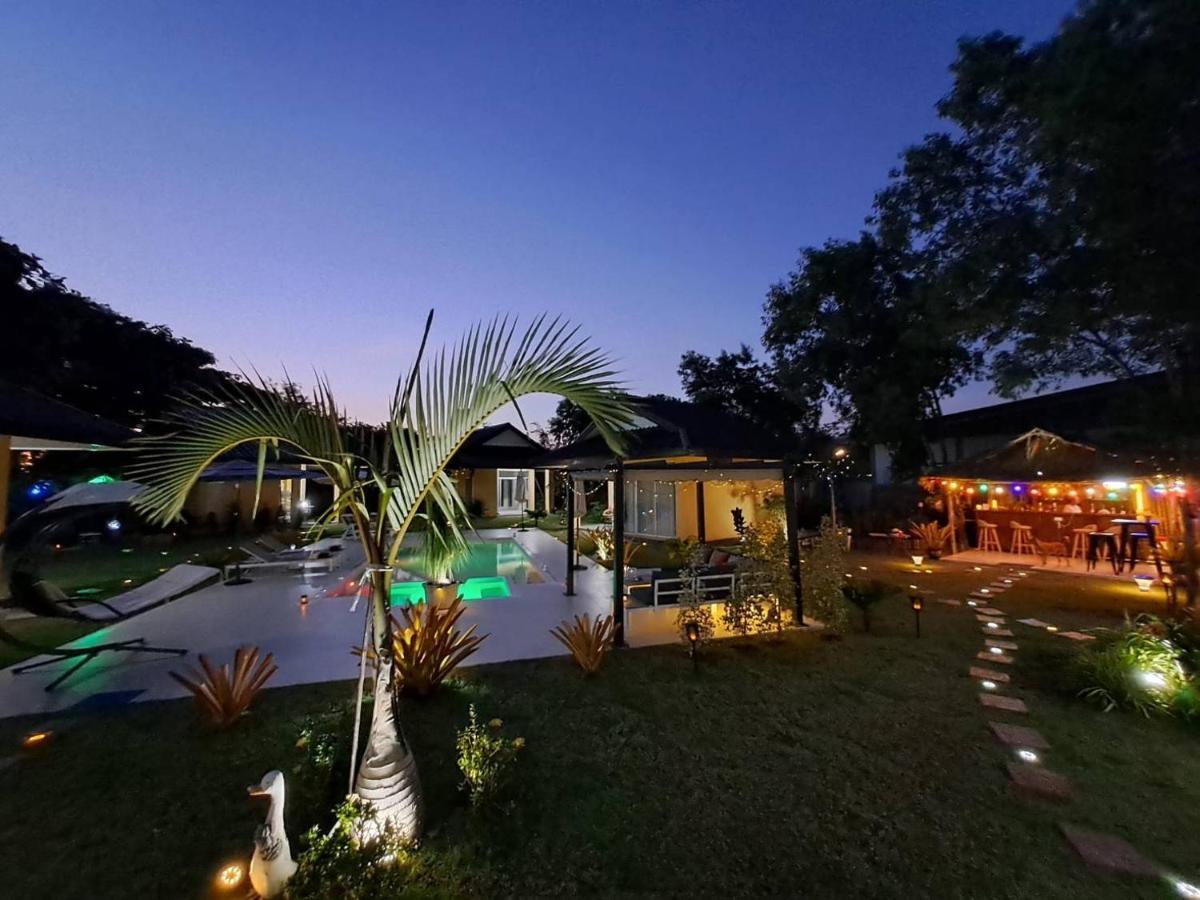 Pool Villa, Resort, Mae Ramphueng Beach, Ban Phe, Rayong, Residence M Thailand (Adults Only) Ban Chamrung 外观 照片